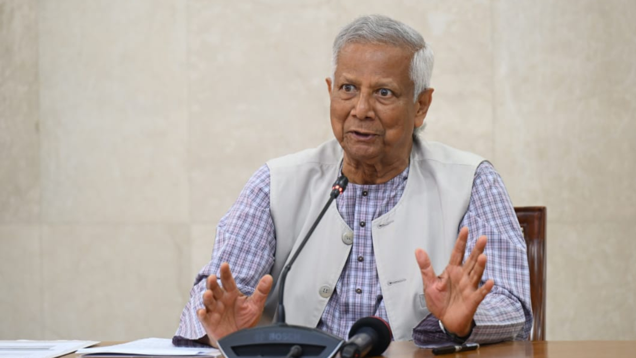 শ্রমিকের ন্যায্য স্বীকৃতি ও সুরক্ষা নিশ্চিতে আমরা প্রতিশ্রুতিবদ্ধ : প্রধান উপদেষ্টা